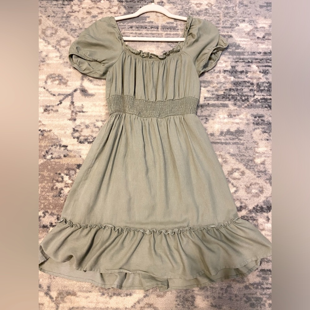 Green cottage core princess puff sleeves sundress